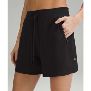 Lululemon License To Train High-Rise Short 4”